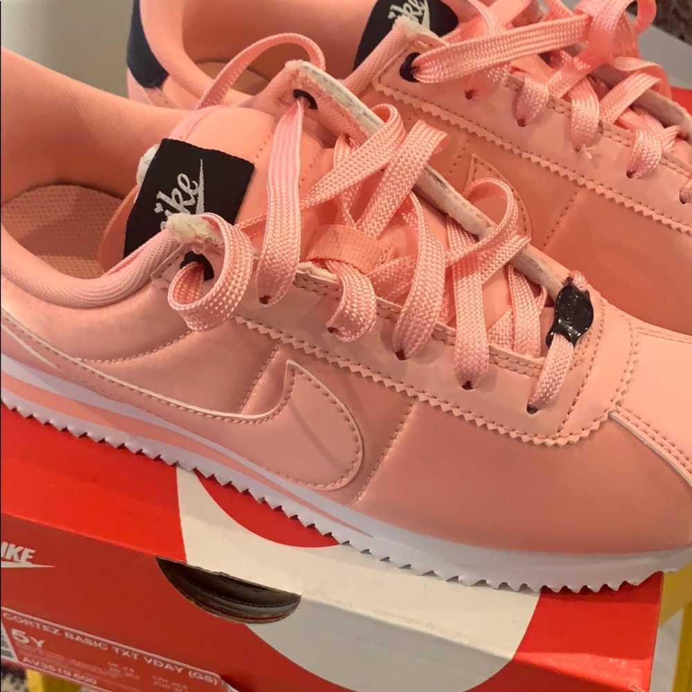 Brand new kids CORTEZ Nike